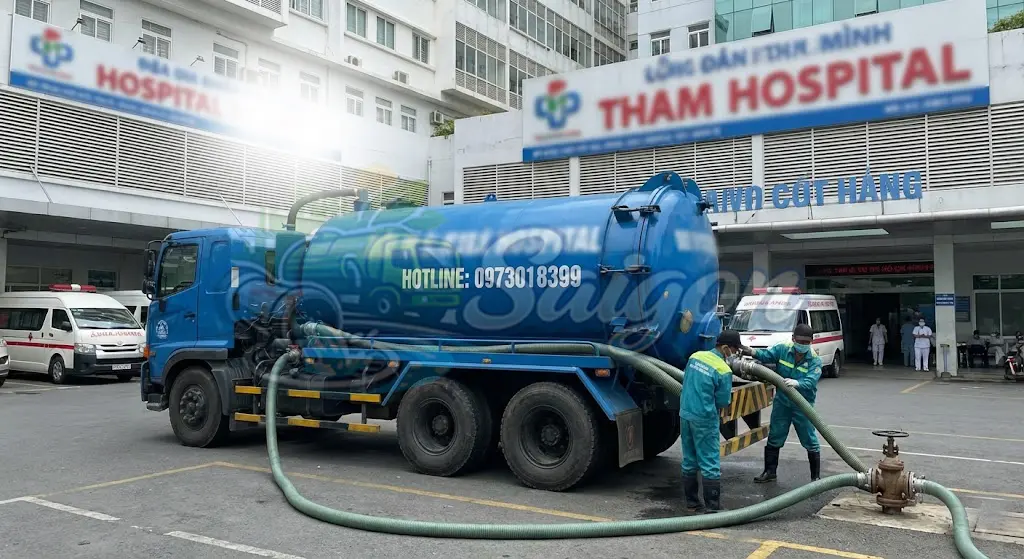 Xe hút hầm cầu công suất lớn phục vụ các khu công nghiệp tại Long An